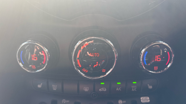 MINI Hatchback 2.0 Cooper S Sport II 5dr Auto Petrol Hatchback